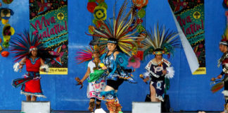 Crowds celebrate art and culture at ¡Viva Tualatin! Danza Azteca, viva tualatin, arts and culture tualatin, artsplash