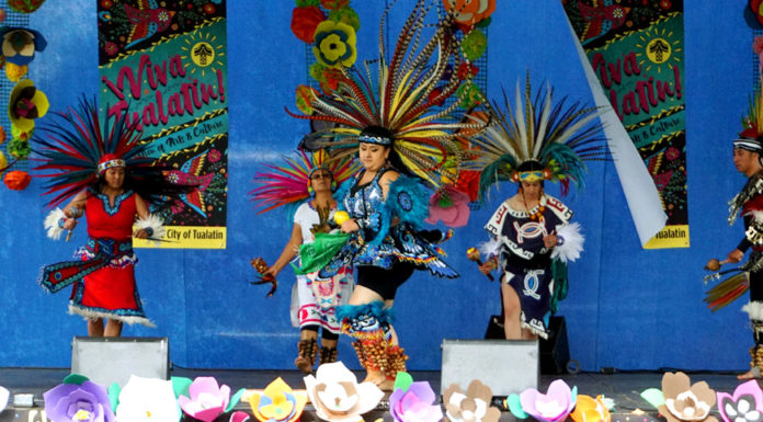Crowds celebrate art and culture at ¡Viva Tualatin! Danza Azteca, viva tualatin, arts and culture tualatin, artsplash