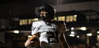 High School Football Gets the Green Light tualatin high school football, Lake Oswego High School,