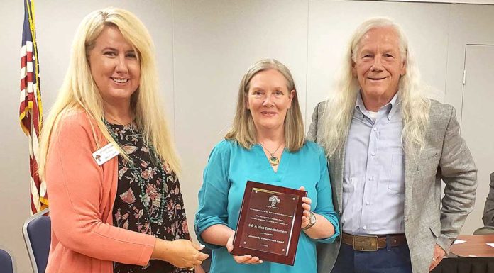Sam Keator and Anne Doherty recognized by the City of Tualatin S&A Irish Entertainment, Community Enhancement Award