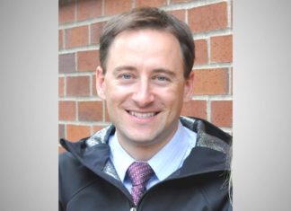 Tualatin Dentist Earns Associate Fellowship in National Academy