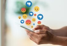 6 Tips for Handling Negative Comments on Social Media