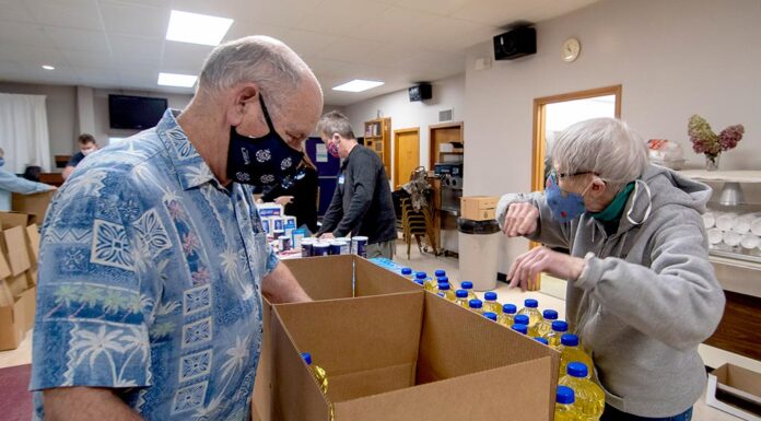 Tualatin Valley Elks Step Up for the Christmas Holiday