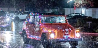 Tualatin Holds First-Ever Holiday Lights Parade