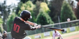 Tualatin Baseball Sweeps Tigard in Two-Game Series