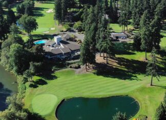Enjoy a Day of Golf and Fun at the Tualatin Country Club