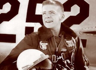 Tualatin’s Four Sunde Brothers served in three wars, Spanning World War Two, Korean and Vietnam Wars Newly Commissioned Air Force Second Lieutenant Gordon Sunde.