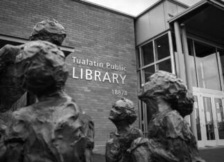 Cultivating resources to enhance the Tualatin library