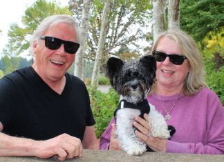 Couple walks thousands of miles primarily in one Tualatin park