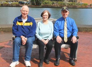 Tualatin Memorial Day event moves to Lake of the Commons