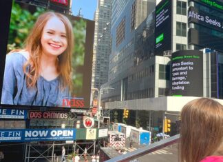 Tualatin teen is toast of Broadway with appearance on Times Square Jumbotrons
