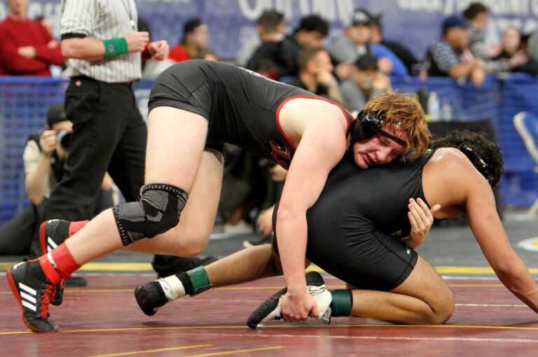 Tualatin junior overcomes stabbing, surgery to win school’s first wrestling title