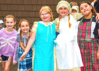 Fourth Graders Experience Early Tualatin History