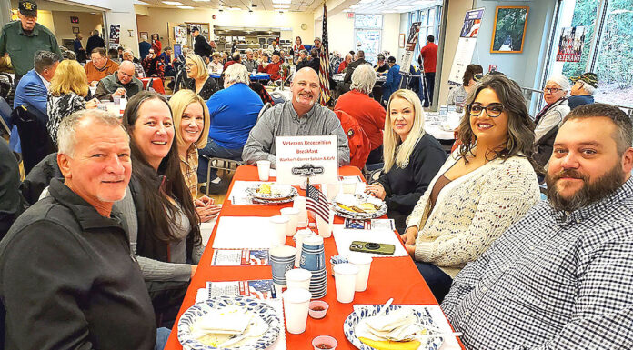 Juanita Pohl Center Hosts Annual Veterans Recognition Breakfast