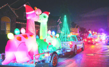 The Tualatin Light Parades Shine Bright This December!