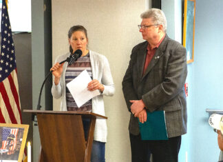 Tualatin veterans are again celebrated at annual recognition breakfast in their honor Sara Shepard and Mayor Frank Bubenik, U.S. Army