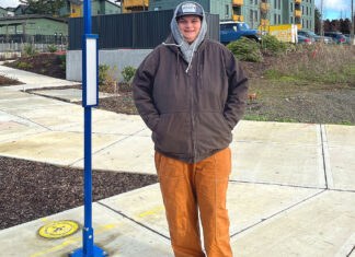 Transit Woes at Plambeck Gardens Fuel Tualatin’s Debate Over Leaving TriMet