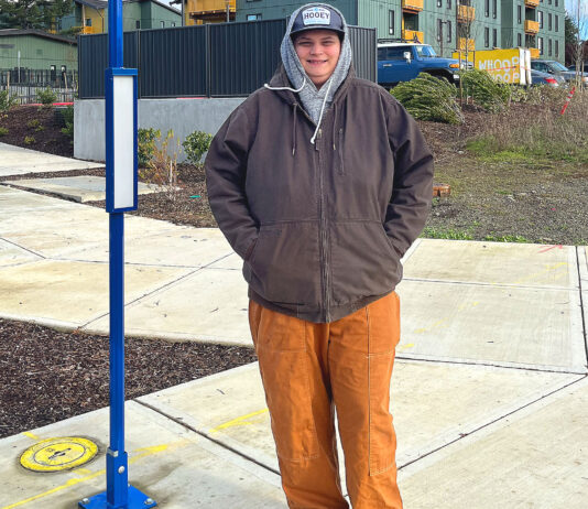 Transit Woes at Plambeck Gardens Fuel Tualatin’s Debate Over Leaving TriMet