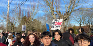 Student walkout at Tualatin High School draws hundreds