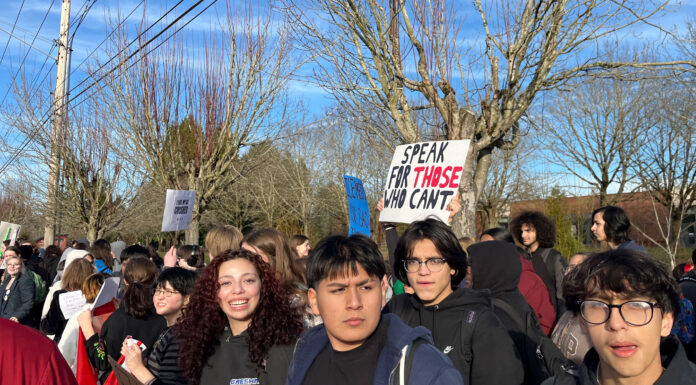 Student walkout at Tualatin High School draws hundreds