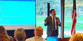 What Recession? State Economist Carl Riccadonna presenting at the Tualatin Chamber’s 2026 State and National Economic Outlook breakfast.