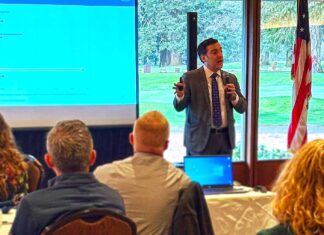 What Recession? State Economist Carl Riccadonna presenting at the Tualatin Chamber’s 2026 State and National Economic Outlook breakfast.