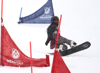 Tualatin snowboard, ski teams battle lack of elements during winter season