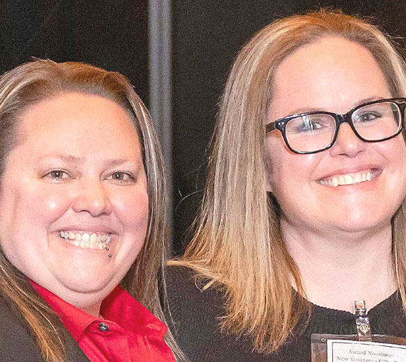 Spirit of Tualatin-Business: Bridgeport Grocery Outlet, Tamara Davis & Liz Tafel