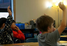 Some Oregon students get years more in school than peers, study finds A second grader at Brooklyn Primary School in Baker City raises his hand during a phonics lesson. Elementary school students in Baker City will get 147 days in school this year, according to data from ECOnorthwest, about 33 days less than kids in most other states, where laws mandate a 180-day school year.