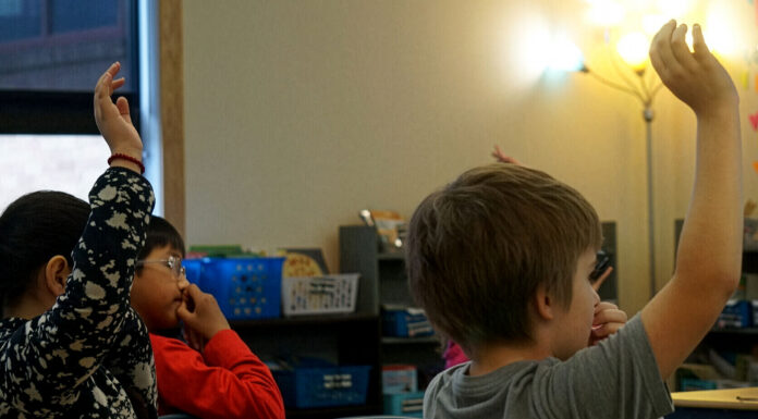 Some Oregon students get years more in school than peers, study finds A second grader at Brooklyn Primary School in Baker City raises his hand during a phonics lesson. Elementary school students in Baker City will get 147 days in school this year, according to data from ECOnorthwest, about 33 days less than kids in most other states, where laws mandate a 180-day school year.