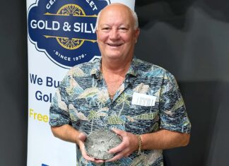 Business Spotlight: Gold and Silver Shop Busy as Prices Skyrocket Dennis Johnson