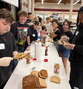 Students made 550 pb&j sandwiches for the unhoused with Mercy Teams. 