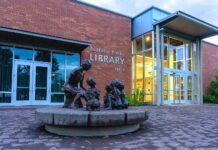‘Very Dismayed’: City Councilors Criticize Washington County While Adopting Library Agreement The Tualatin City Council voted 6-1 to approve a controversial intergovernmental library agreement to secure essential funding. However, city leaders blasted Washington County commissioners for eroding mutual trust through a forced, last-minute rollout