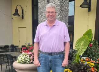Tualatin Mayor of Eight Years Reflects on His Career Before Retiring Frank Bubenik, Tualatin City Official for 16 years, reflects on his time as mayor and ponders what's next for the city.