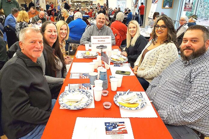 Tualatin-Veterans-Breakfast-group A group at the veterans recognition breakfast.
