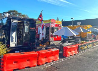 ‘In the Books:’ Food Cart Pods Legal in Tualatin The Tap & Table food cart pod in Tualatin’s neighbor city, Tigard consists of four carts and provides patrons with permanent bathrooms and shaded seating.
